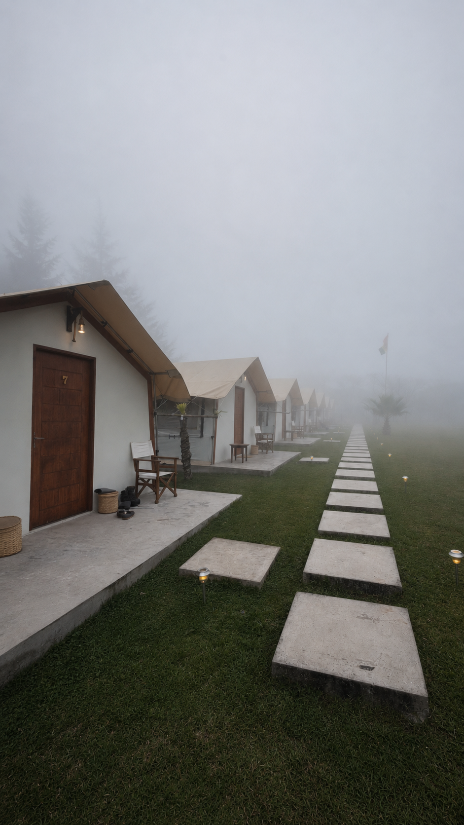 Morning fog over the Tariquía Lodge walkway